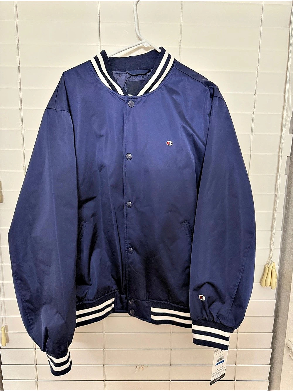 NWT Men’s Champion Logo Striped-Trim Varsity Jacket Blue XL